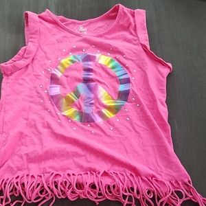 Girls peace sign fringey tank top.